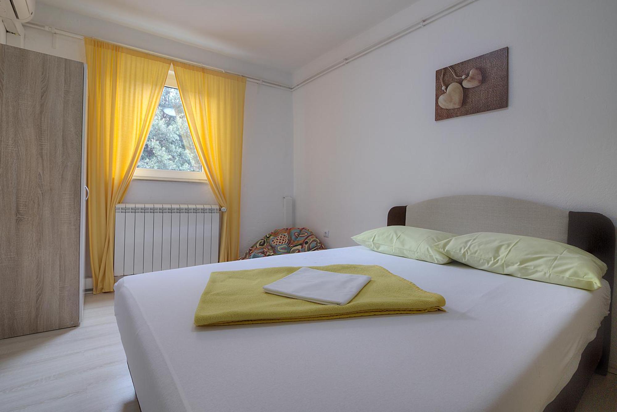 Apartments & Rooms Josephine セニ エクステリア 写真